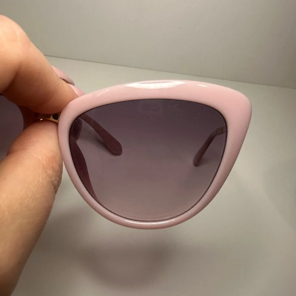 Kate Spade NWOT Cissy Light Pink Cat Eye Frame Sunglasses w/Gradient Lenses